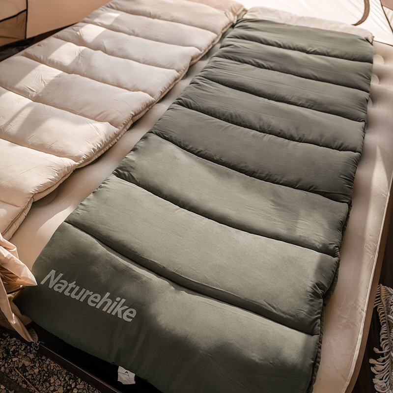 Naturehike prateľný spacák LD250 s kapucňou 1,6 kg - zelený